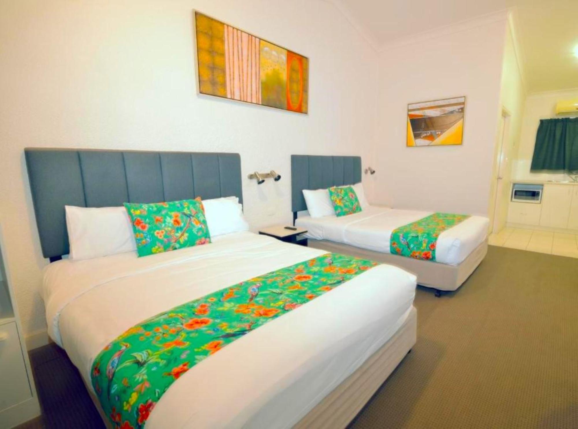 واجا واجا Boulevarde Motor Inn المظهر الخارجي الصورة